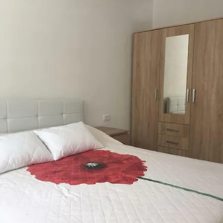 App R&a Apartment
