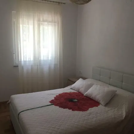 App R&a Apartment Novi Vinodolski